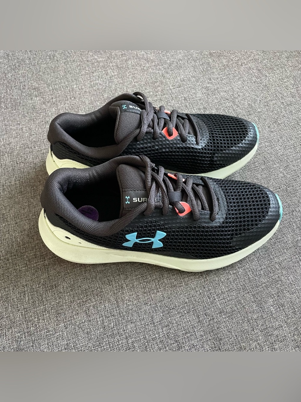 Under Armour Women's Surge 3 running Shoes
